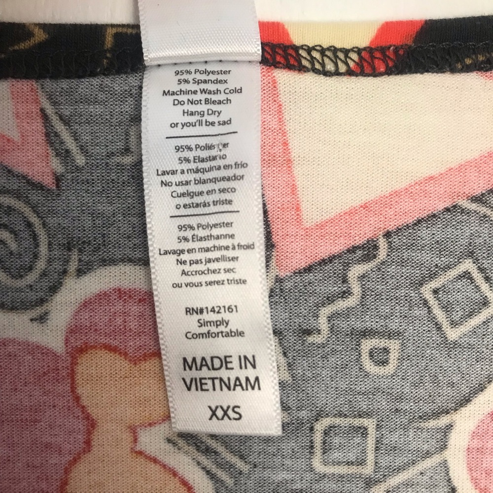 LuLaRoe Women's Disney Minnie Mouse Shirt Size XXS - Picture 4 of 9
